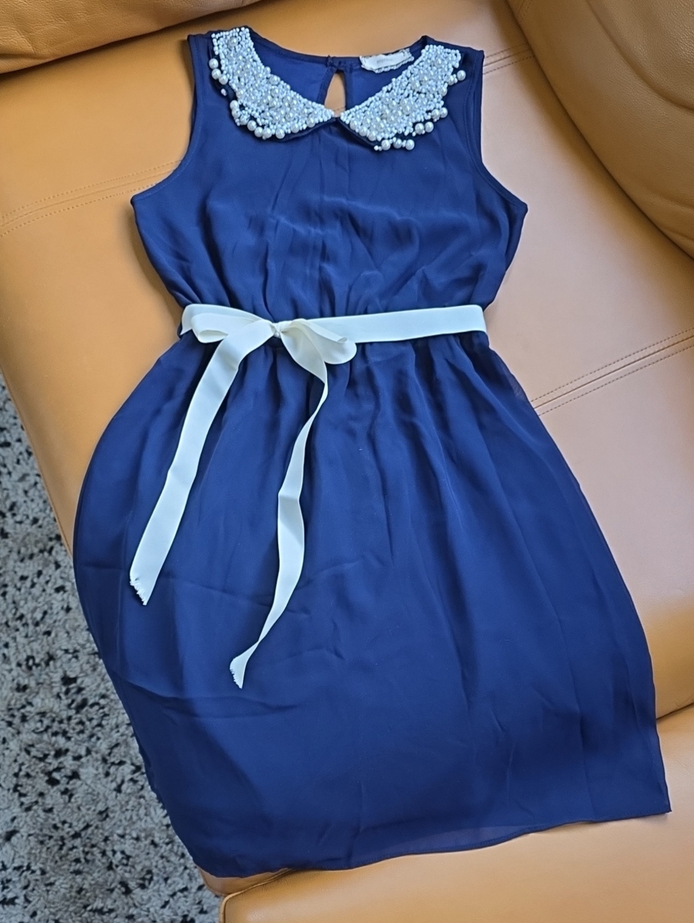 Soprano Navy Dress with Pearl-Embellished Collar and Cream Waist Tie